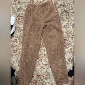 Skims teddy sweatpants